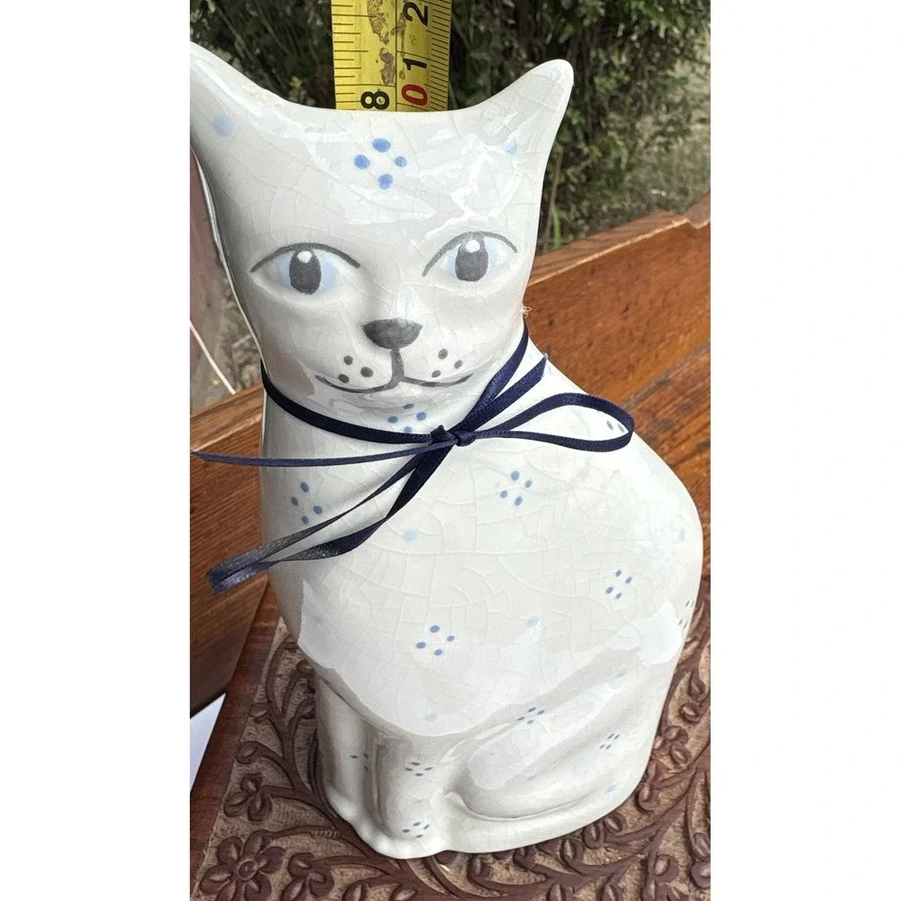 Ceramic White Light Blue Floral Cat Kitty Figurine 8